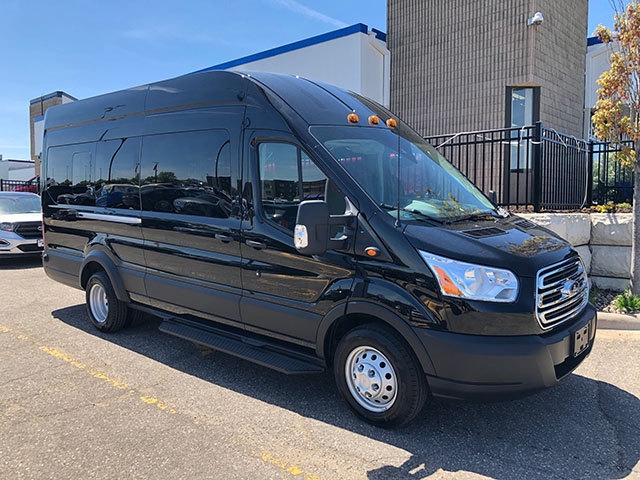 Ford Transit - 15 Passenger Shuttle